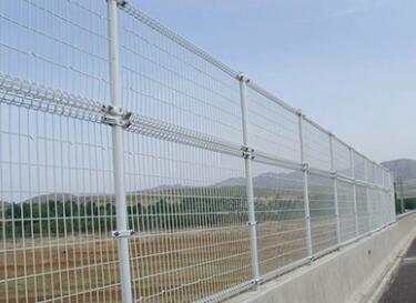 高速公路護欄網(wǎng) 高速公路護欄網(wǎng)